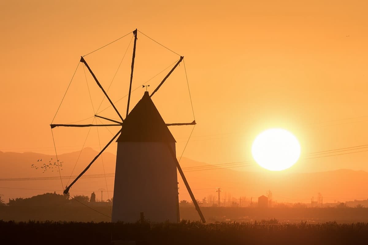 Semana grande a los dos lados de la laguna: patrona y fuegos en Torre Pacheco, caldero y chupinazo en Los Alcázares