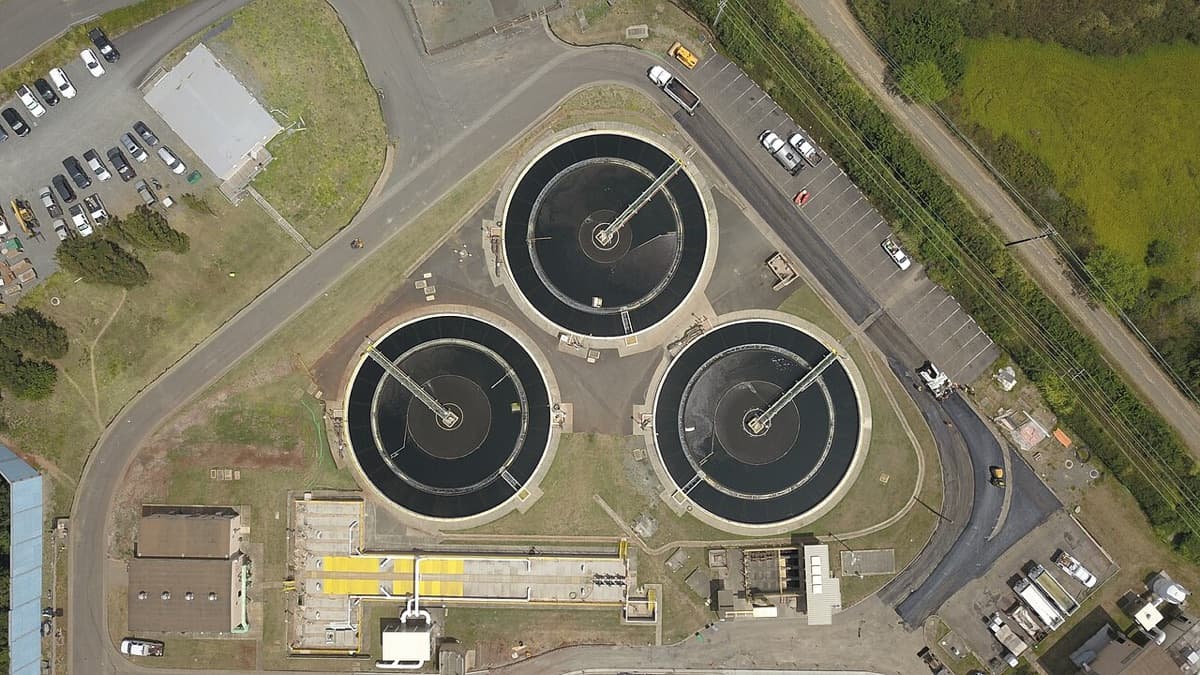 La depuradora Mar Menor Sur se hace mayor: 15 millones para que el agua salga apta para regar