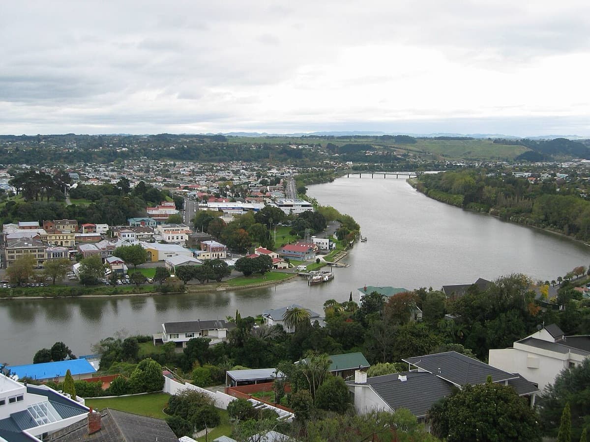 «Yo soy el río y el río soy yo»: el Mar Menor se hermana con un río de Nueva Zelanda y otro de Alemania