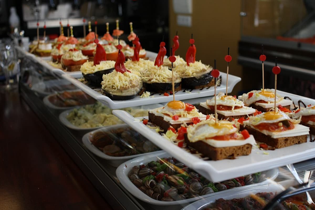 Ruta de la Tapa y el Cóctel en Los Alcázares: tapa con bebida desde 4 €