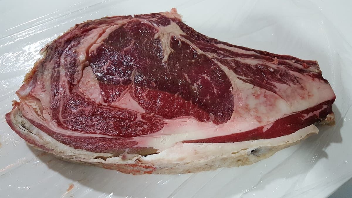 Un chuletón de vacuno madurado, la pieza que se juzga en el Campeonato Nacional de Parrilla